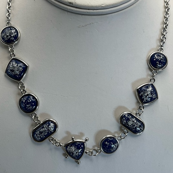 Elegant Blue and Silver Necklace, Bracelet and Earring Set - Picture 6 of 10